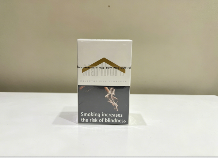 Marlboro White Black 20s Cigarettes x 10 Packs /1 Carton